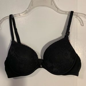 Victoria’s Secret Body by Victoria Bra 34C NWT